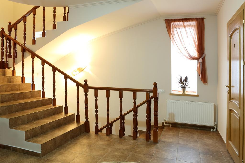 Hotel Bachus Chisinau Ruang foto